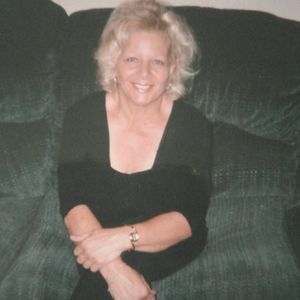 Meet your Posher, Carmella